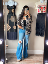 Load image into Gallery viewer, The Willow Flare Jeans
