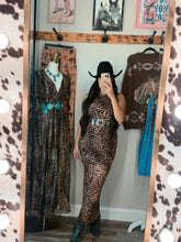 Load image into Gallery viewer, Amy Leopard Dress
