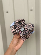 Load image into Gallery viewer, Cheetah Bow
