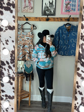 Load image into Gallery viewer, Della Turquoise Pullover
