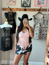 Load image into Gallery viewer, Fringe Halter Top  - Pink

