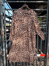 Load image into Gallery viewer, Leopard Maxi Cardigan
