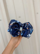 Load image into Gallery viewer, Cowboys Mickey Bow
