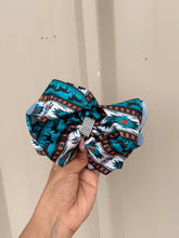 Load image into Gallery viewer, Aztec Horse Bows
