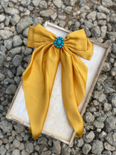 Load image into Gallery viewer, Turquoise Concho Western Hair Bow
