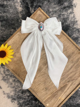 Load image into Gallery viewer, Spring Concho Hair Bows
