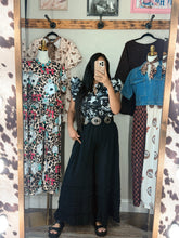 Load image into Gallery viewer, Black Chic Pants
