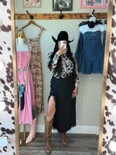 Load image into Gallery viewer, Maxi Slit Lace Skirt
