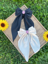 Load image into Gallery viewer, Anna Western Hair bow
