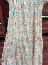 Load image into Gallery viewer, Bloom Horse Shoe Dress
