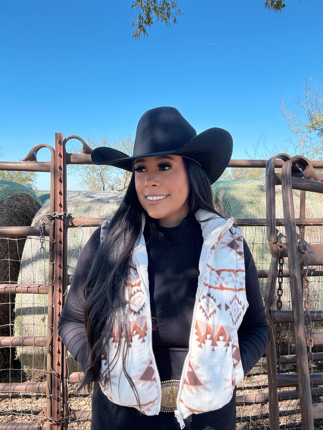 Willow Aztec Reversible Vest - Cream