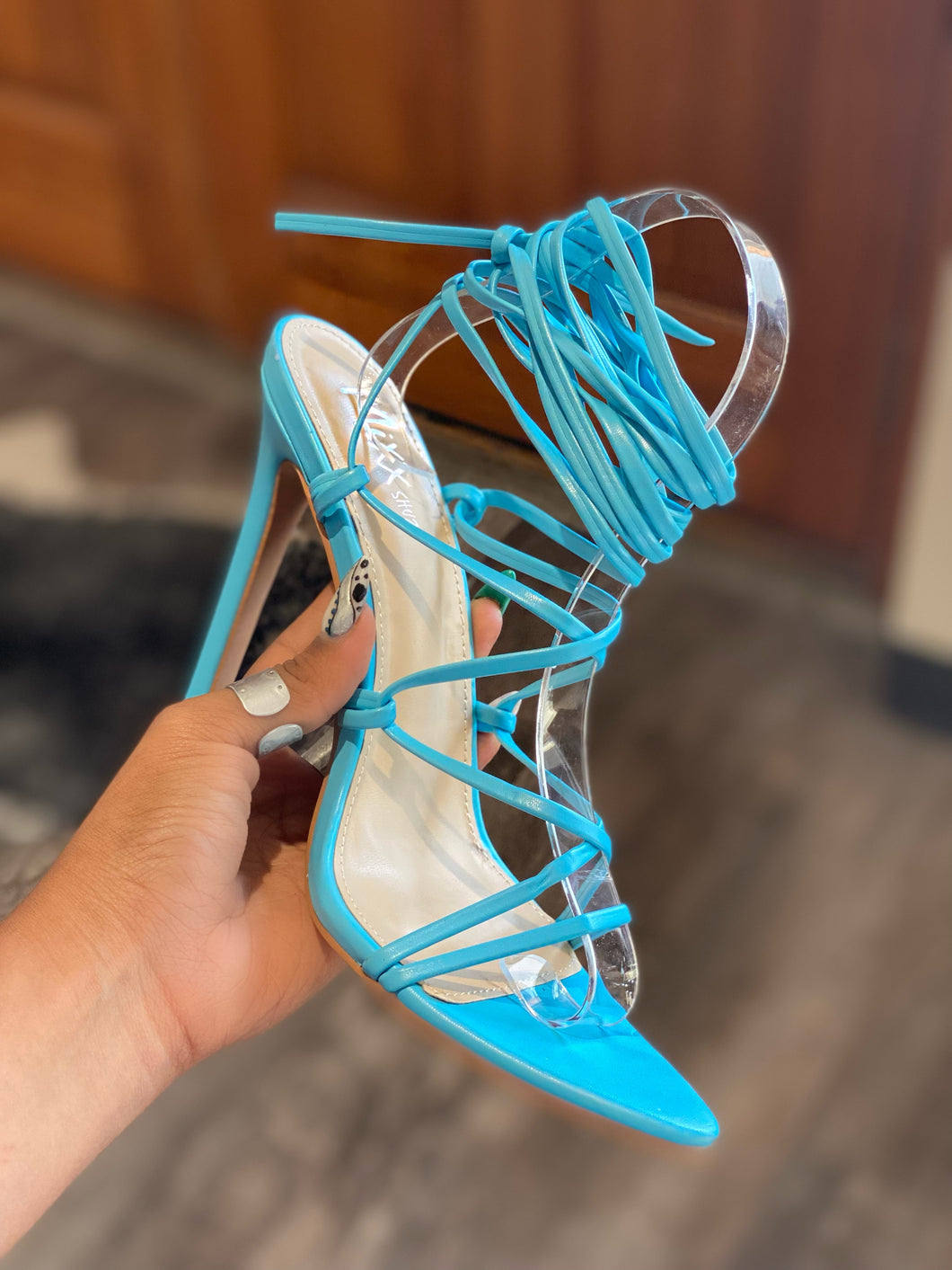 Gimme all the turquoise Heels