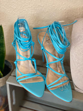 Load image into Gallery viewer, Gimme all the turquoise Heels
